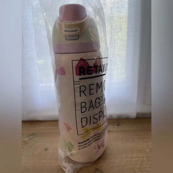 32oz Owala Girlhood-Free Sip Limited Edition UO Exclusive